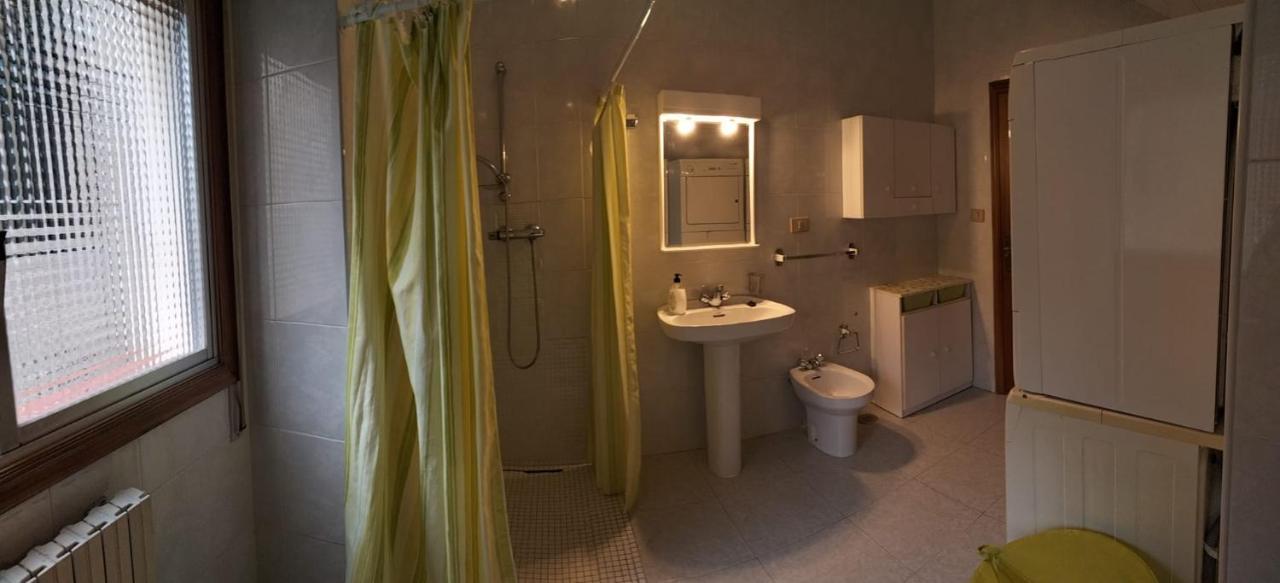 Vivienda familiar en la Ría de Vigo Santa María Exterior foto